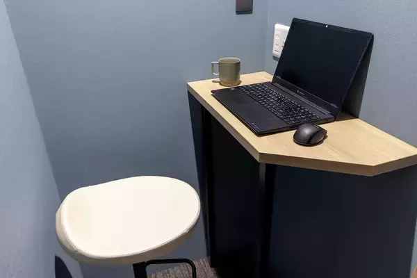 「コロナ後のコワーキングスペース需要が今再び高まる理由とは。「リスキリング・転職・スキルアップ…」不安定な社会情勢の中で、職住近接型オフィス「BIZcomfort」利用者が増加中」の画像