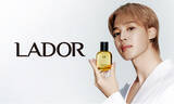 「LADOR（ラドール）、@cosme STOREやロフトなどでの取り扱い店舗を全国へ拡大。BTS・JIMINさんを広告モデルに起用した店頭什器を順次展開。」の画像1