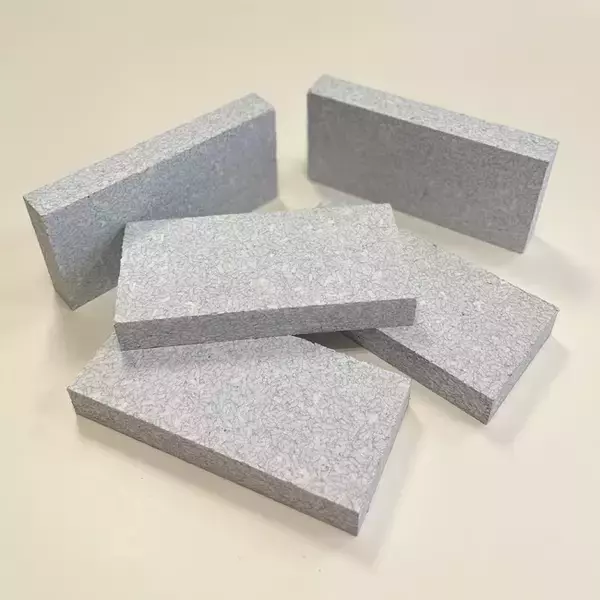 リサイクル困難なノーカーボン紙（複写用紙）をブロックに美しくリサイクル | 禁忌品-難再生古紙の再資源化と紙の資源循環の美しく新しい選択肢 | nunock paper by PANECO