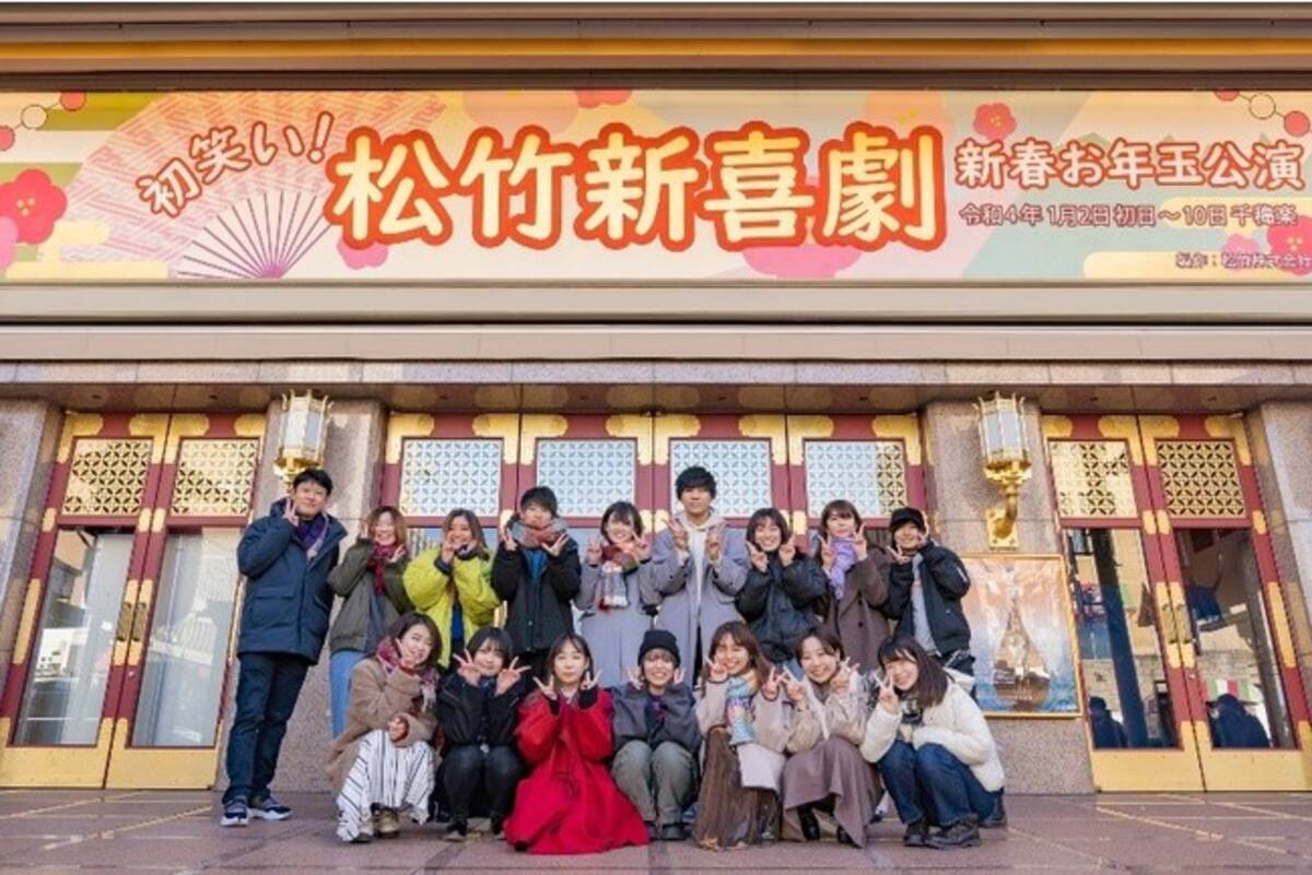 22年7月 Osk日本歌劇団創立100周年記念公演 レビュー In Kyoto 今回も京都芸術大学の学生が 一文字看板 を制作 7月12日 火 に南座でお披露目します 22年7月6日 エキサイトニュース