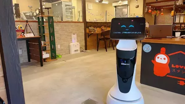 OrionStar社のMiniロボットは大阪でカフェでデビュー、新しいダイニングエクスペリエンスをリード