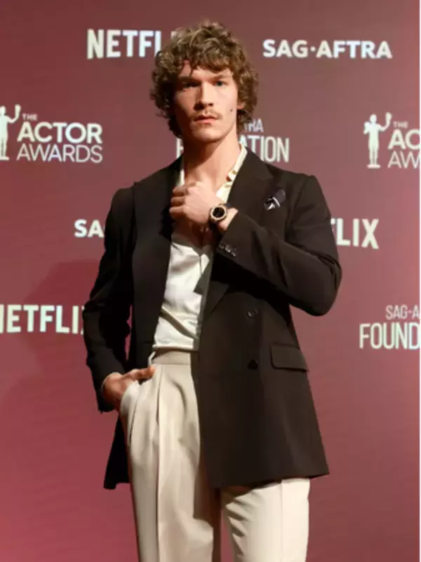 【ウブロ】コナー・ストーリー「SAG-AFTRA」でウブロを着用