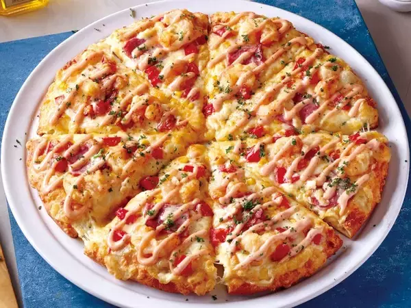 あの夏の定番が今年は春から登場！『ピザーラ エビマヨ』　累計2,000万枚*突破のよくばりシリーズに新作も登場