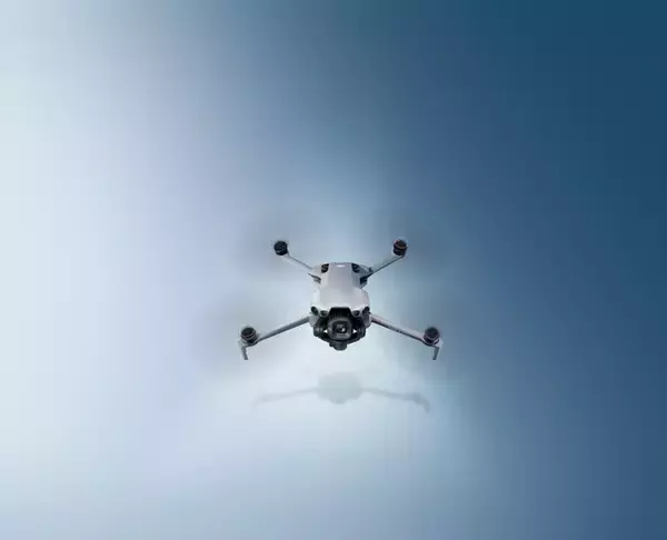 DJI、今まで以上の高性能を大空に届けるMini 5 Proを発表