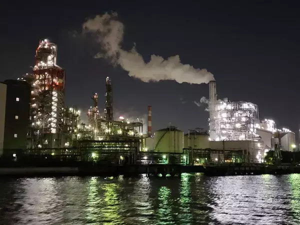 【ホテルメトロポリタン川崎】1月7日（金）10:00より販売！川崎工場夜景クルーズ付バレンタイン宿泊プラン