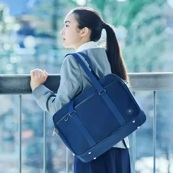 「「大人が決めるのは簡単。だからこそ自分たちで選んで誇りをもってほしい」創立150周年の跡見学園中学校高等学校とマザーハウスのスクールバッグプロジェクト」の画像