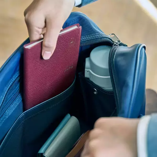 「「大人が決めるのは簡単。だからこそ自分たちで選んで誇りをもってほしい」創立150周年の跡見学園中学校高等学校とマザーハウスのスクールバッグプロジェクト」の画像