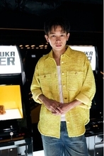 「オニツカタイガー新宿」旗艦店オープンにIVIタレント18名が集結