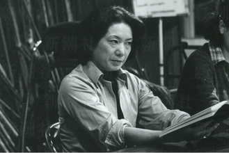 【特集】「没後45年　ミドルエイジの登竜門『向田邦子』から得るべきヒント」　鈴木敏夫さんと風吹ジュンさんの対談、直木賞受賞『思い出トランプ』、貴重な未公開の講演音声などを新潮QUEにて掲載