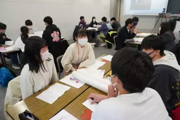 【桐蔭横浜大学）桐蔭横浜大学が実施する、大学入学前の高校生に向けた学びのプログラム、桐蔭プレアドの内容について