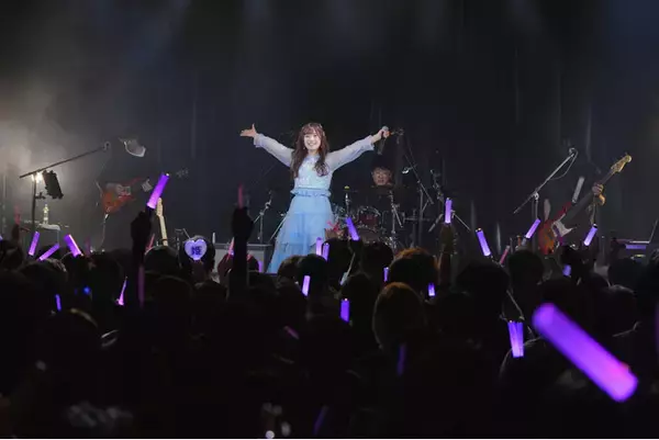 「声優 直田姫奈、1st LIVEを開催！多数の新曲やエレキギターの演奏も披露！」の画像