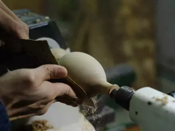 「江戸時代から続く「熱海楠細工」のワークショップを開催 【熱海・伊豆山 佳ら久】」の画像