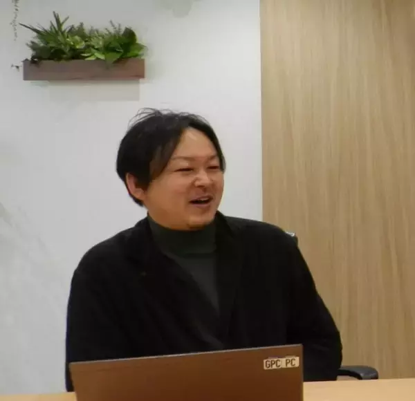 「AIエージェントが、CIOの経営方針説明や資料レビューをアシスト　～従業員サーベイのコミュニケーションやリーダーシップのスコアが伸長し、人的資本経営にもAIを有効活用～」の画像