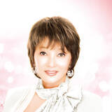 「美を磨きあげる贅沢なひとときを贈る「2023たかの友梨クリスマスギフトチケット」」の画像1