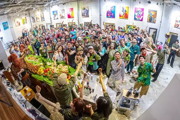 「AIを使って誰でもバンドに参加できる！？キングコング西野亮廣が謎の絶滅系アイドル「バンドザウルス」にかける想いとは。」の画像