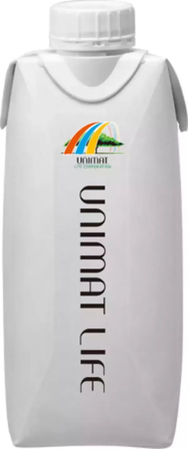 暮らしの中にゆとりとやすらぎを提供する株式会社ユニマットライフが環境配慮の紙パックのナチュラルウォーター「U design water」を採用