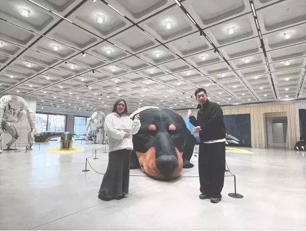 「3週連続韓国SP！海原やすよとミルクボーイ駒場がソウル東部のニュースポット“聖水洞”で爆買い！」の画像