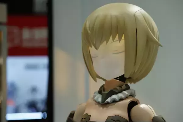 150cmの動いてしゃべる『轟雷』が完成！全日本模型ホビーショー・コトブキヤブースにて初披露