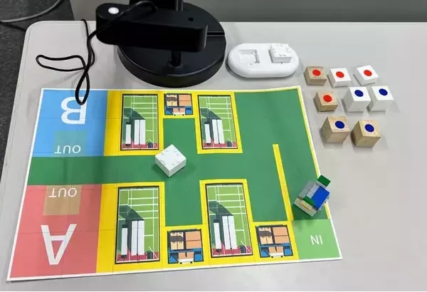 ソニー・インタラクティブエンタテインメントのロボットトイ「toio(TM)」×東京高専によるロボットSIer教材開発