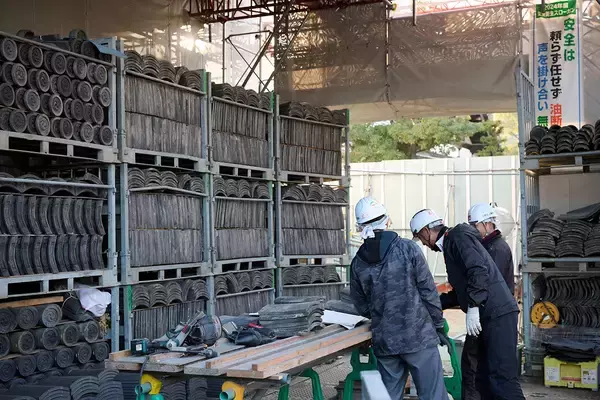 「大阪・四天王寺の保存修理で後世に伝統建築をつなぐ - 重要文化財四天王寺 六時堂・ 元三大師堂 保存修理工事」の画像