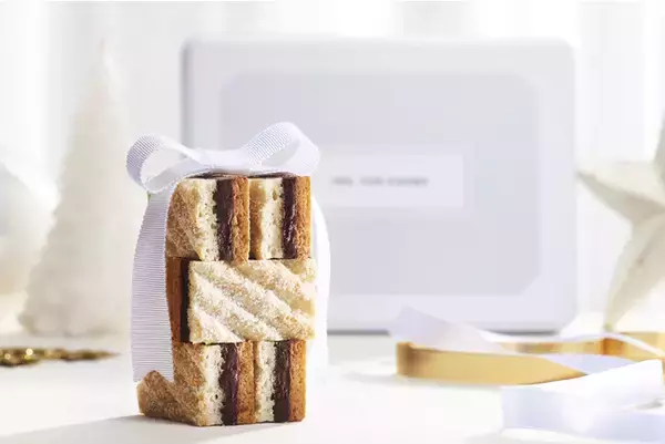 【新作】ホリデーコレクション【YES.SHE KNOWS】初のプティガトー「Succes(シュクセ)」と全国最高賞受賞*のそのぎ茶を使用したボンボンショコラなど新作2種を12月15日(金)より発売！