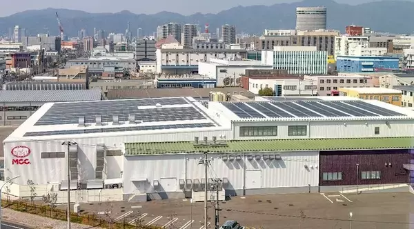 「エム・シーシー食品ポートアイランド工場でオンサイト型自家消費太陽光発電サービスを開始」の画像
