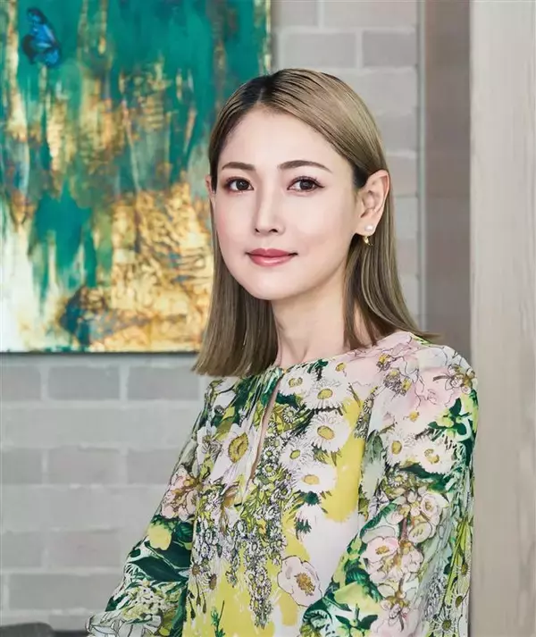 「パークホテル東京 アーティストルーム「桜」現代日本画家・大竹寛子氏 インタビュー　～時・夢・季節が交差する“桜の間”に込めた想いとは～」の画像