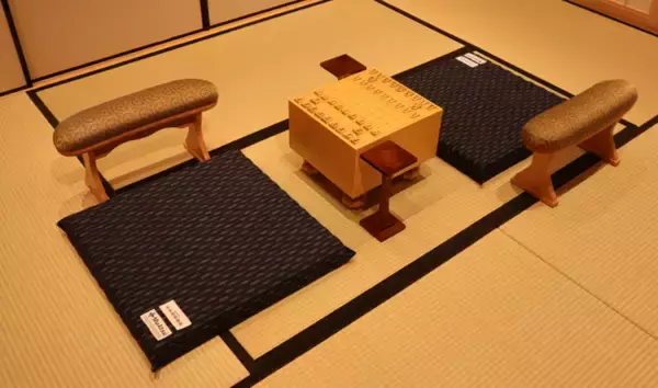 お待たせいたしました！【日本将棋連盟×昭和西川】「対局用ムアツ 
