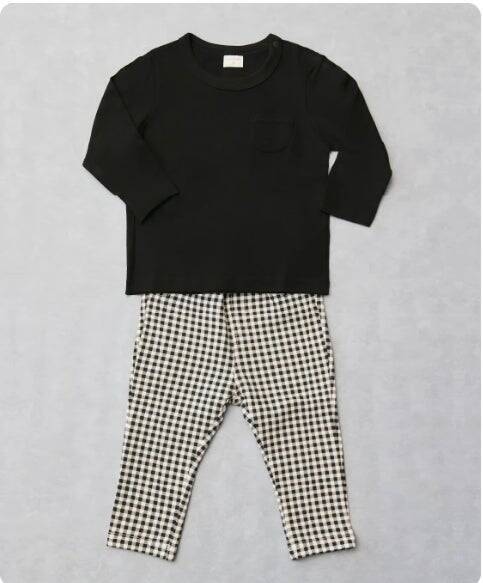 毎日着たくなる。着せたくなる 快適で摩擦に強いパンツ。ーバイヤーの開発への想いを綴るー