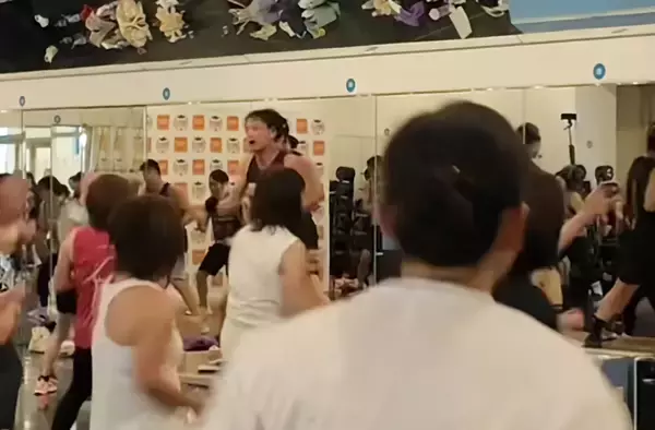 「目指すは「カリスマ」ではなく「伴走者」　―主役を輝かせるスキルを競う、異色のコンテスト―」の画像