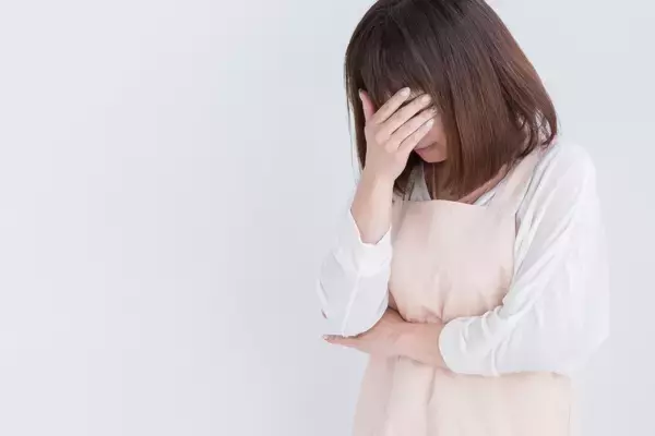 「育児と介護、ふたつの現場から生まれた、おむつ処理「7秒」の革新「ニオイToletta おむつ用消臭剤 泡タイプ」」の画像