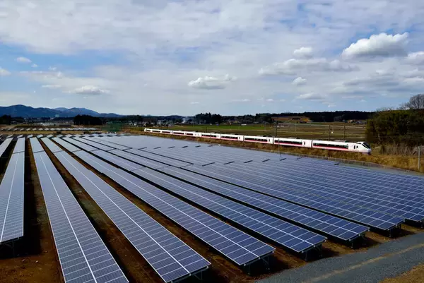 「JR東日本とイーレックスの資本業務提携について～再生可能エネルギーの有効活用を通じた脱炭素社会の実現を目指します～」の画像