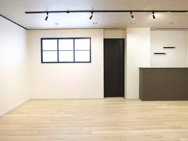 「原点回帰。販売物件のインテリアコーディネートを手掛けるKAGKASの「納得のステージング力」の底上げにかけた施策とは」の画像