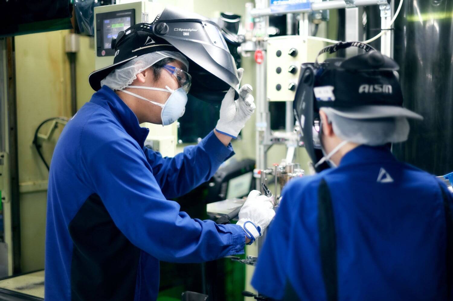磨き上げた溶接技術を製品にも伝承にも生かす