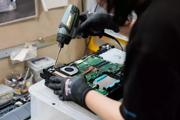 「【情報漏洩をゼロに】産業廃棄物処理業界の常識を疑い、辿り着いた妥協なき答え。竹下産業の「情報抹消プロセス」誕生の軌跡。」の画像