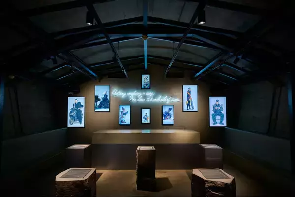 THE TOBACCO 2：50.76でAIクリエイティブによる「ながら」インスタレーション開始