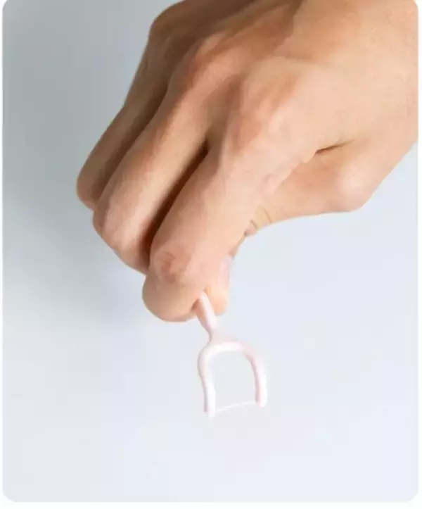 「使いやすさを高めて、フロスを子どもの習慣に。ーバイヤーの開発への想いを綴るー」の画像