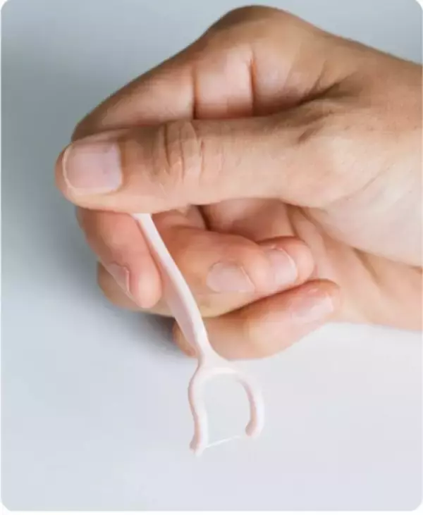 「使いやすさを高めて、フロスを子どもの習慣に。ーバイヤーの開発への想いを綴るー」の画像