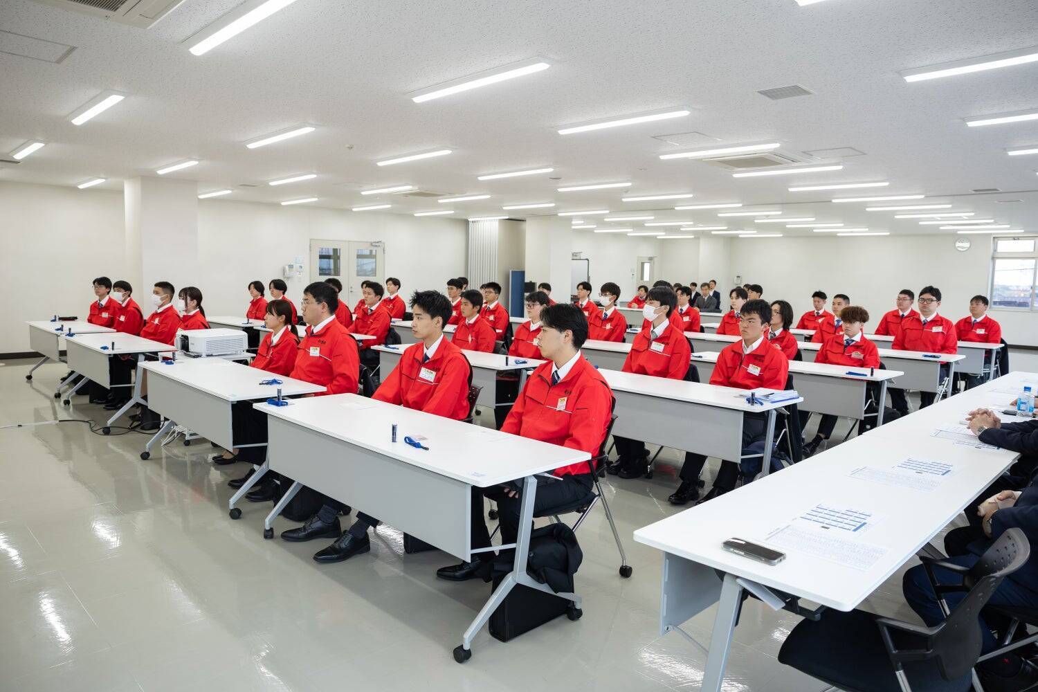 「100年企業」を目指して。「買う心 同じ心で 売る心」を次世代へ繋ぐ、角上魚類・栁下社長が語る日本一の魚屋への歩み