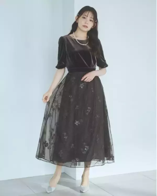 モデル・女優の久間田琳加さんが魅せる AIMER“Special Collection The Autumn Occasion Edit starring RINKA KUMADA”を発表