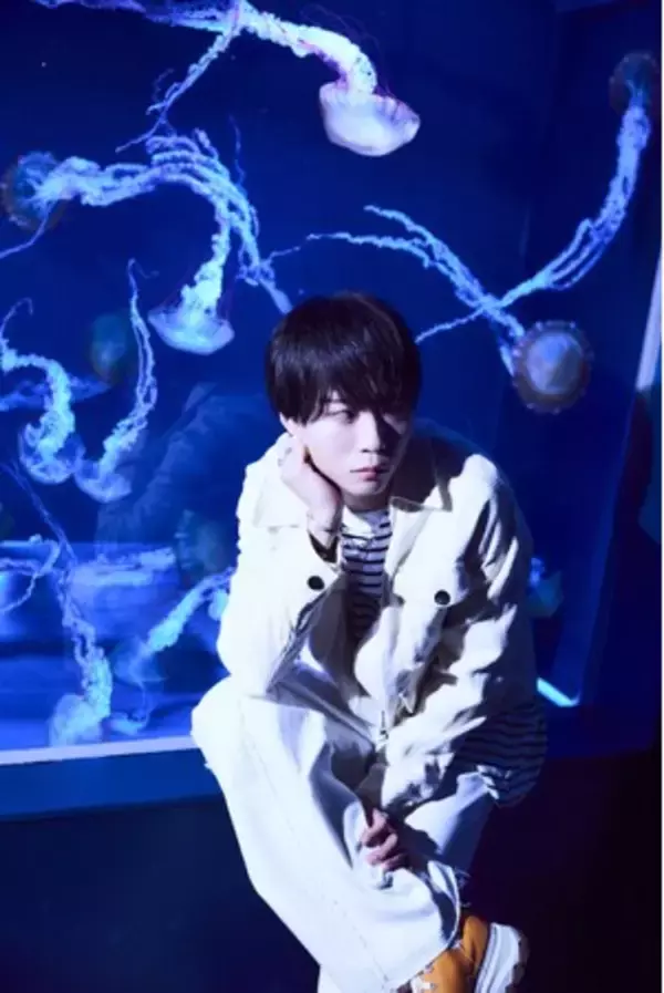 TikTok“熊本の彼氏”でバズり中！　「杉本琢弥ファースト写真集　Priv.（プラベ）」2024年1月26日発売！