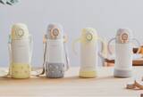 「全パーツ食洗器対応でお手入れ簡単！子育てのお悩みを最小限にする２つの新商品を同時発売「ベビーストローマグ(ハンドル付き)／APB-R35」「ベビーストローマグ(ベルト付き)／APC-R40」新発売」の画像1