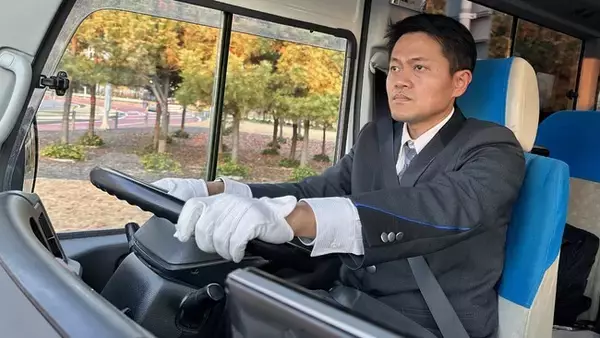 「ようやく夢が叶いました！」 特定技能制度下で“日本初”となるバス運転者が2025年12月8日(月)に誕生　 [ニッコー観光バス]