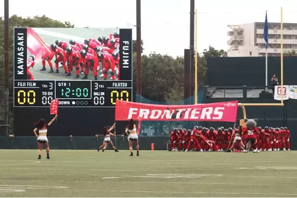 「8月31日にお披露目となった「富士通スタジアム川崎」のLEDビジョンをリプレイスしました。」の画像