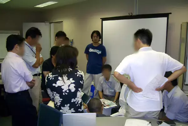 「「ネオレスト」発売30周年。トイレデザインの挑戦を歴代デザイナーが語る――②シンプルを極めた定番タイプの誕生」の画像