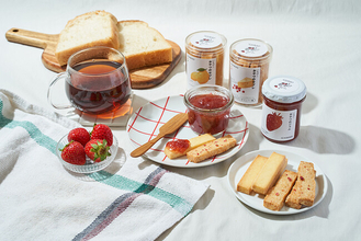 〈ICHIBIKO〉いつものおやつ時間を、いちごでもっと楽しく。「おやつのジャム＆サブレ」と「いちごミルクティーのもと」が新登場