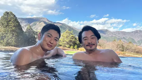 仮面ライダー龍騎で共演した小田井涼平、松田悟志が運命の再会！