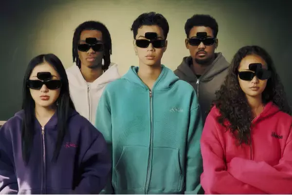 ストリートブランド IDEASWAM、12月6日より新コレクション　「思想水泳教室」を発表