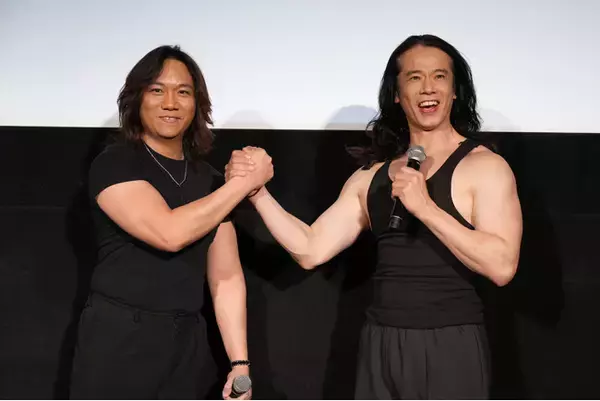 品川庄司の庄司智春さんが監督の名前をシャウト！映画『メカバース：少年とロボット』ついに公開！