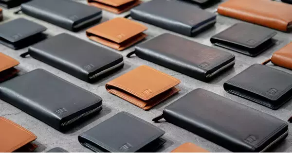 「リリース1年で1,000本を突破したレザーブランド「epe」からウォレットシリーズが新登場。9月8日販売開始」の画像